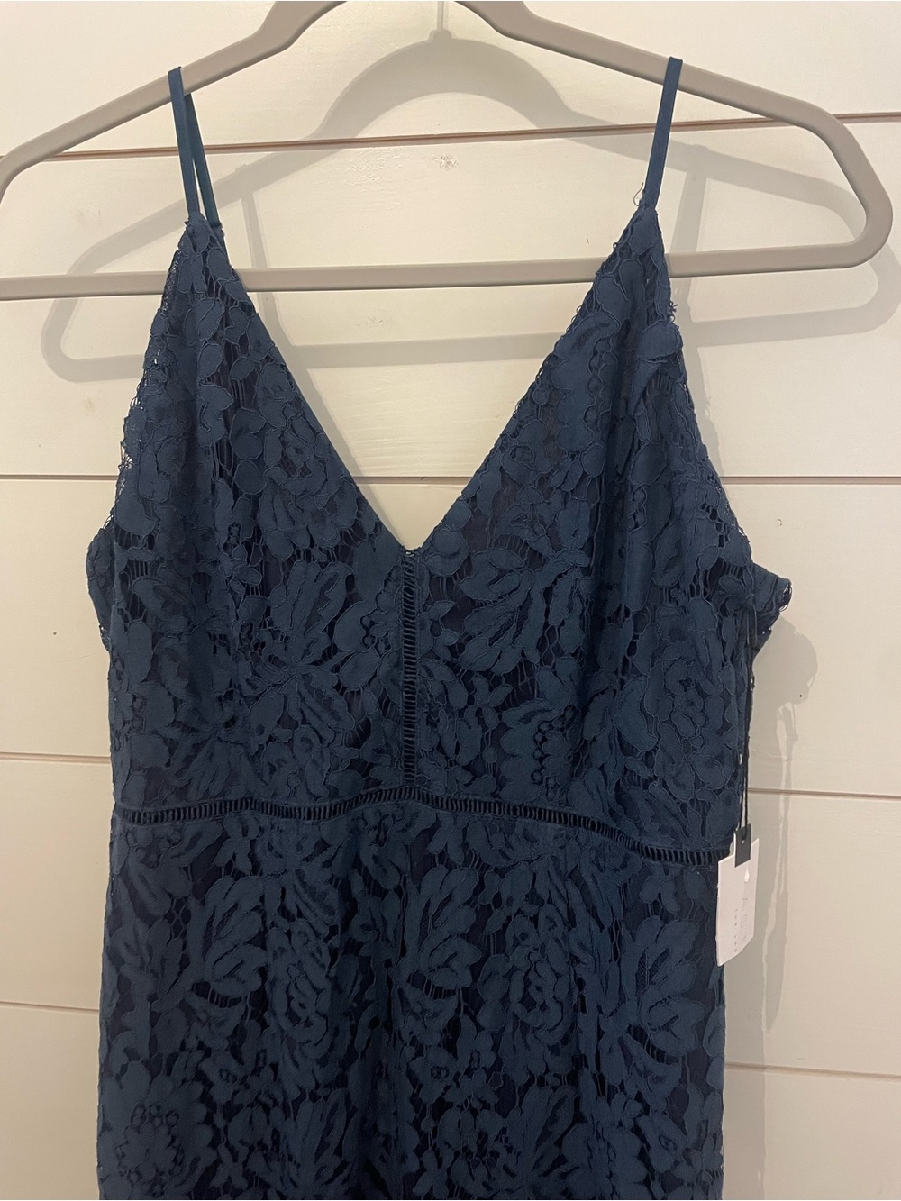 Astr Navy Lace Spaghetti-Strap Midi Dress - Picture 4 of 6